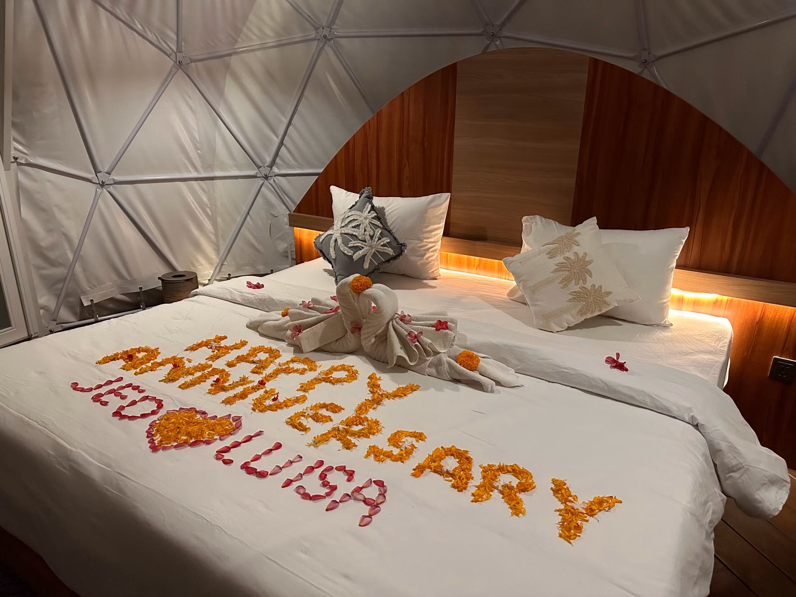 Inside Glamping Tent Pebble & Fins Bali