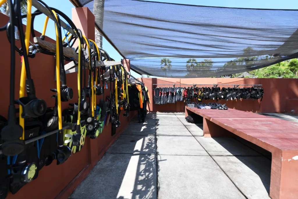 scuba equipment storage