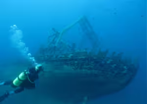 Wreck Diving : Good Experience in Diving, USS Liberty Wreck