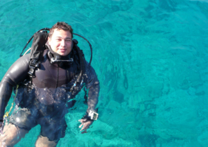Scuba Diving Lessons for Kids - SSI Scuba Course in Bali