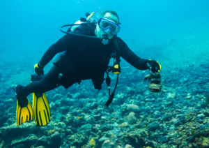 Bali Open Water Diving Courses for Man, Bali Diving Course, Diving Course in Bali